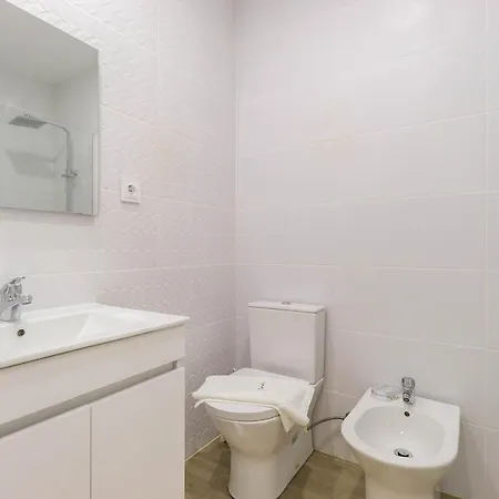 Sunshine - Modern Ap Near The דירה