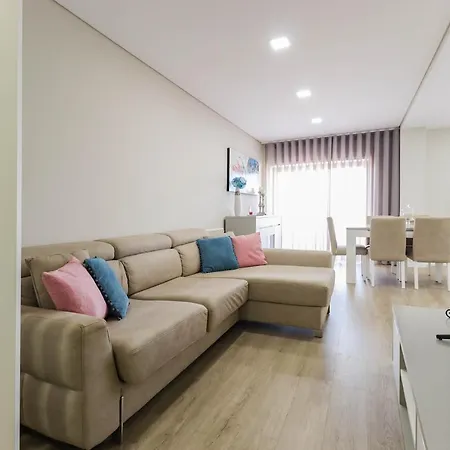 Sunshine - Modern Ap Near The *