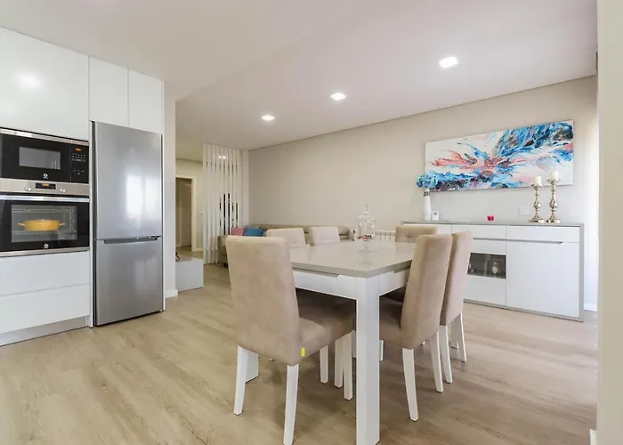 Apartman Sunshine - Modern Ap Near The Viana do Castelo