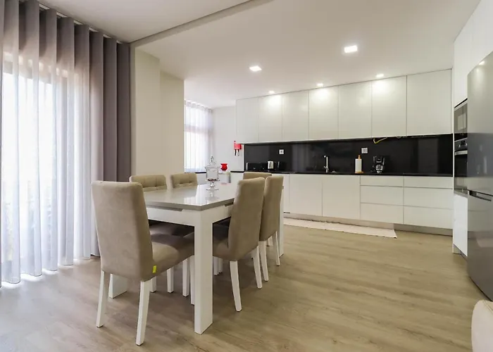 Apartman Sunshine - Modern Ap Near The